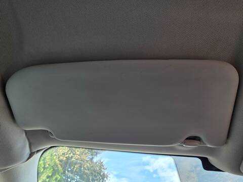 Parasol Izquierdo Nissan Qashqai R9M414