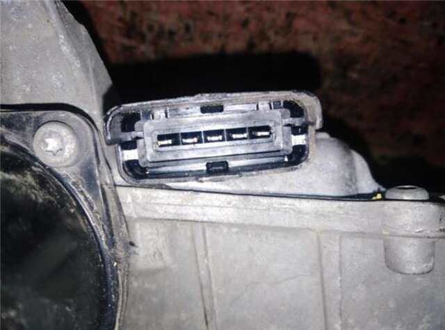 Foto 3ª: Motor Limpia Delantero Renault Scenic 1.6 DYNAMIQUE [1.6 LTR. - 96 KW DCI DIESEL FAP] [R9M404]