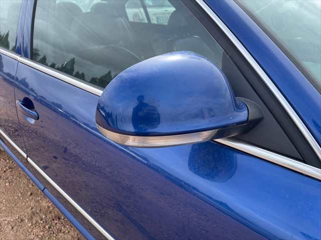 Foto 3ª: Retrovisor Derecho Skoda Superb 2.0 TDI 140CV [BKD] (2008)