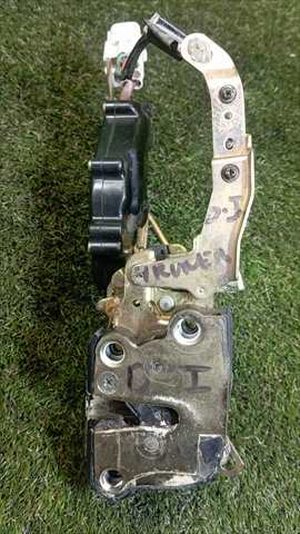 Cerradura Puerta Delantera Izquierda Toyota 4 Runner 3.0 T DIESEL