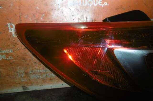 Foto 3ª: Piloto Trasero Izquierdo Kia Sportage 1.7 CONCEPT 4X2 [1.7 LTR. - 85 KW CRDI CAT] [D4FD]