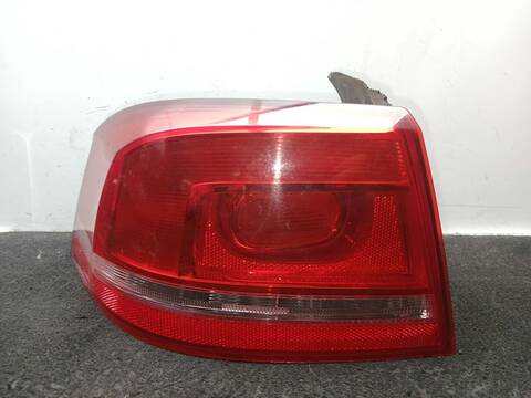 Piloto Trasero Izquierdo Volkswagen Passat 2.0 TDI 140CV 103KW