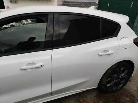 Puerta Trasera Izquierda Ford Focus R0DB BERLINA