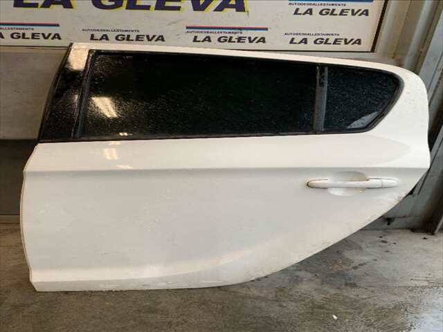 Puerta Trasera Izquierda Hyundai i20 1.1 CRDI75CV 0CV