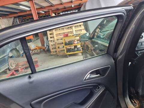 Elevalunas Manual Trasero Izquierdo Mercedes Clase G 230 GLA 200 CDI 156.908) 136CV 100KW
