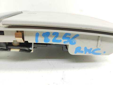 Foto 2ª: Luz Interior Audi A3 1.6 TDI AMBIENTE 105CV 77KW [CAY] (2011)