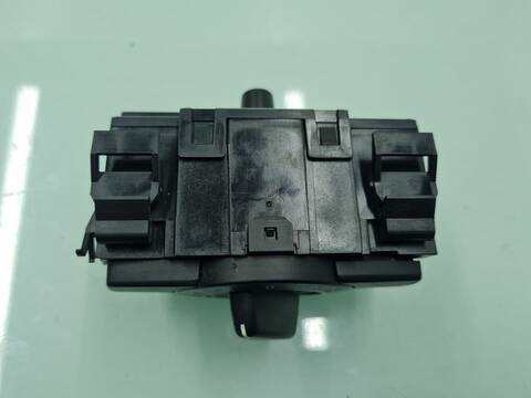 Foto 4ª: Mando Luces Bmw Serie 3 315 320D BERLINA 177CV 130KW [N47D20A] (2007)