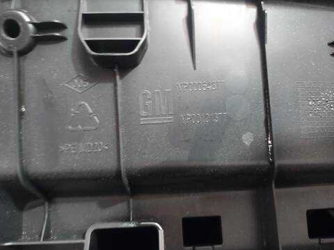 Foto 3ª: Guantera Opel Grandland OPEL 2020 131CV (2017)