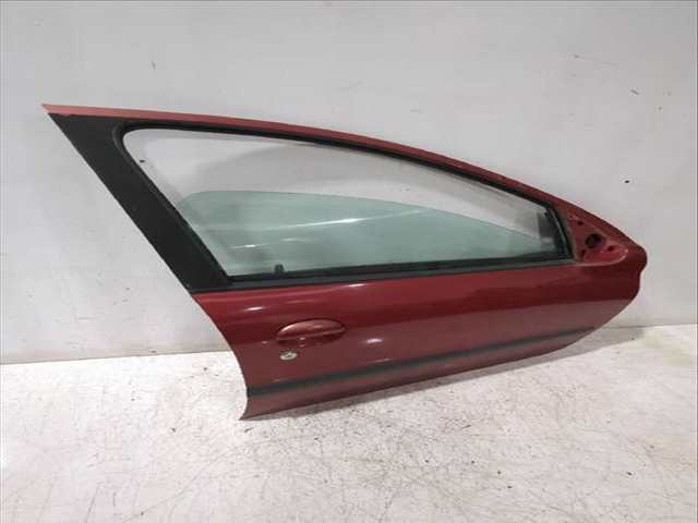 Foto 3ª: Puerta Delantera Derecha Peugeot 206 1.4 HDI ECO 70 68CV [8HX (DV4TD) 8HZ (DV4TD)] (1998)