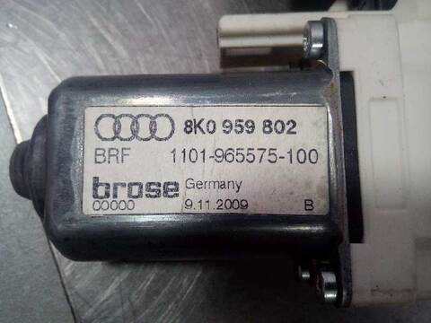 Elevalunas Eléctrico Delantero Derecho Audi A5 2.0 TDI 105KW) 143CV