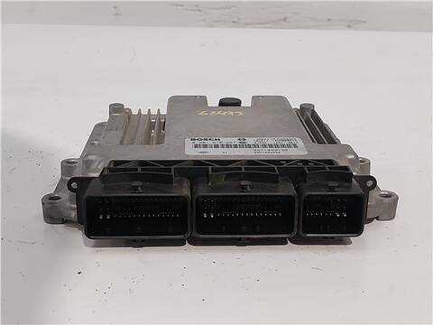 Foto 2ª: Centralita Motor ECU Dacia Sandero 1.5 LAUREATE 90CV 66KW [K9K C6] (2013)
