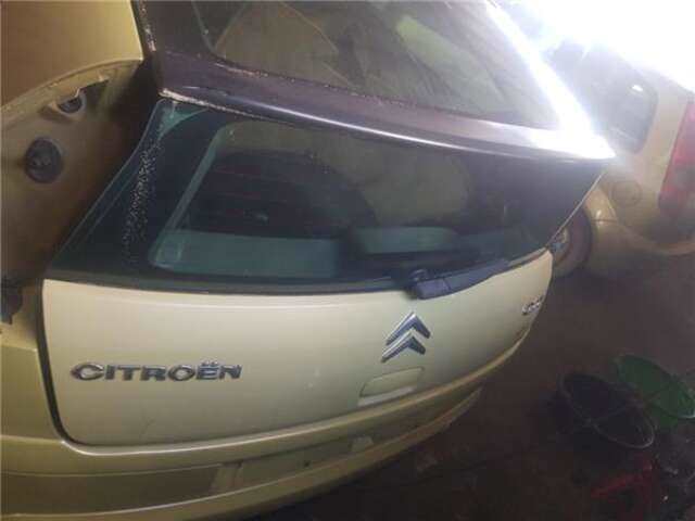 Portón Citroen C4 1.6 HDI