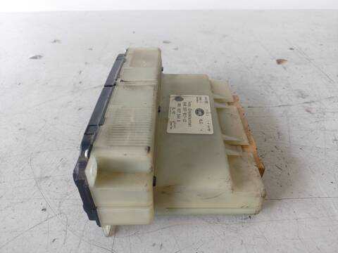 Foto 2ª: Mando Climatizador Volkswagen Passat COMFORTLINE 1.9 TDI 90CV (1997)