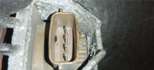 Foto 3ª: Alternador Mitsubishi Montero 1.8 GDI (H66W) [4G93]