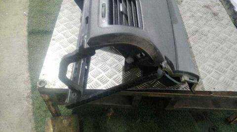 Foto 3ª: Salpicadero Volkswagen Golf HIGHLINE BERLINA 105CV 77KW (2003)