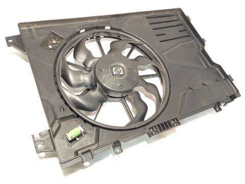 Foto 2ª: Electroventilador Mazda 3 2.0 SKYACTIV-G M HYBRID HATCHBACK 122CV 90KW [PEXN] (2023)