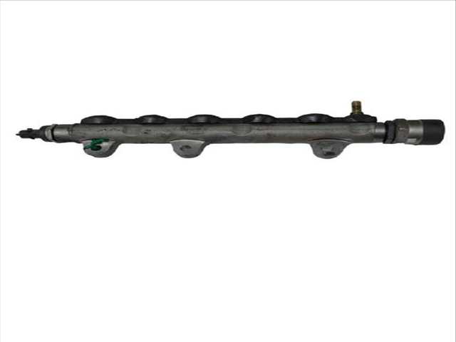 Foto 3ª: Rampa Inyectora Renault Trafic 2.5 DCI 135 FL0D) FURGONETA (2001)