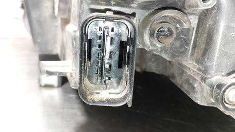 Foto 4ª: Faro Derecho Bmw Serie 5 518 520 D 184CV 135KW [N47D20C] (2010)