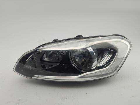 Faro Izquierdo Volvo XC 60 KINETIC 2WD 150CV 110KW