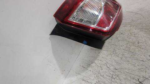 Foto 3ª: Piloto Trasero Izquierdo Dacia Sandero 1.5 DCI 90CV [K9K 612 K9K 626] (2012)