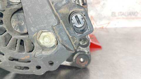 Foto 4ª: Alternador Volkswagen Transporter COMBI 88CV 65KW FURGONETA [AJT] (2001)