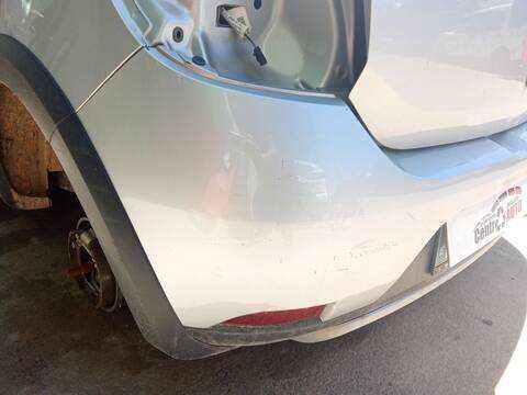 Foto 3ª: Paragolpes Trasero Dacia Sandero TCE 90 B8M1 B8MA) 90CV 66KW [H4B 400,H4B 412,H4B 411,H4B 410,H4B 408] (2015)