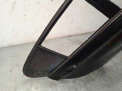 Foto 3ª: Puerta Trasera Derecha Bmw Serie 1 114 116D 116CV 85KW [B37D15A] (2016)