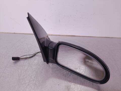 Retrovisor Derecho Ford Focus TREND BERLINA 115CV 85KW