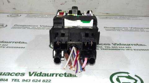 Foto 2ª: Caja Reles Fusibles Peugeot 308 GTI 272CV 200KW [5G05] (2016)