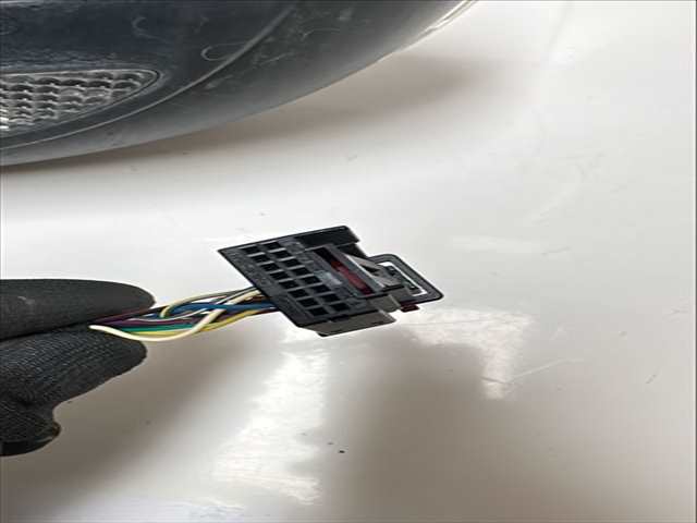 Foto 3ª: Retrovisor Derecho Volkswagen Touran 1.9 TDI [BLS] (2010)
