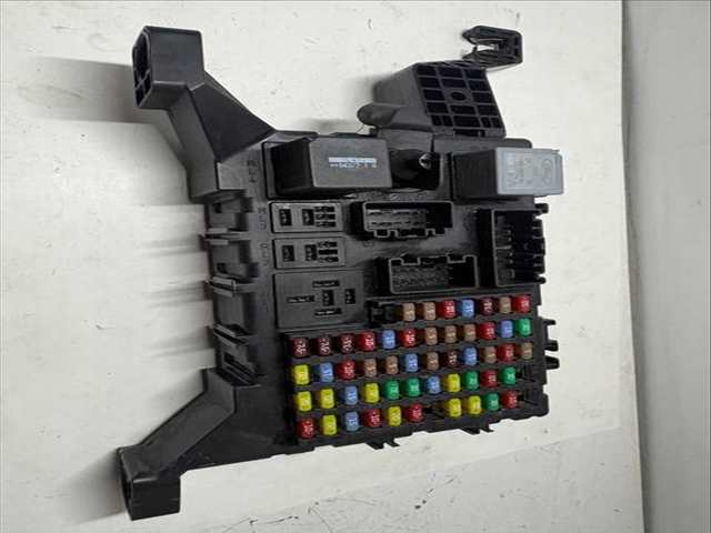 Foto 3ª: Caja Reles Fusibles Jaguar X Type VERSION INDEFINIDA