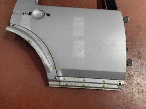 Foto 3ª: Puerta Trasera Derecha Land Rover Discovery VERSION INDEFINIDA (2004)