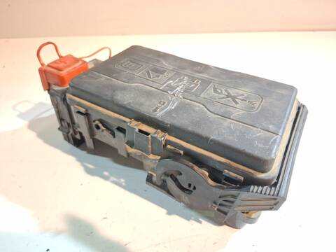Caja Reles Fusibles Opel Insignia B20DTH