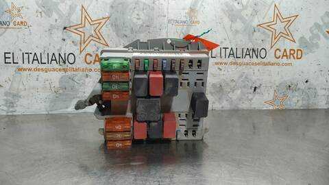 Caja Reles Fusibles Renault Clio 1.9 D 64CV 47KW