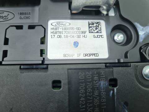 Foto 3ª: Pantalla Multifuncion Ford Fiesta 1.1 CAT 86CV 63KW (2017)