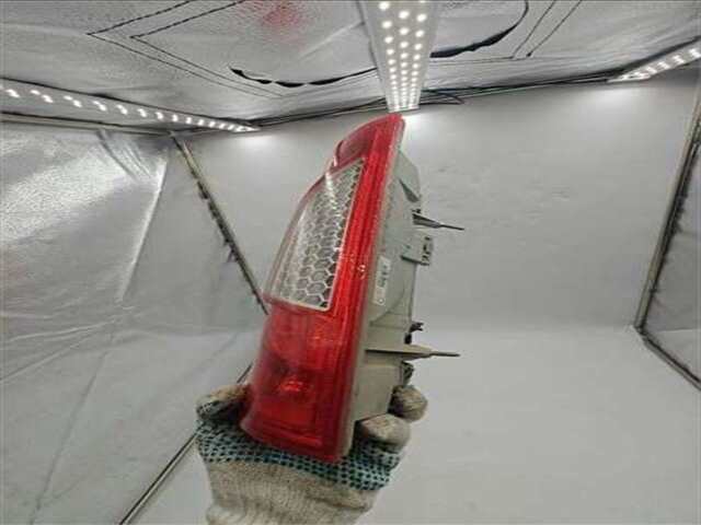 Foto 3ª: Piloto Trasero Izquierdo Ford Tourneo 1.8 KOMBI TREND CORTA (2009- ) [1.8 LTR. - 81 KW TDCI CAT]