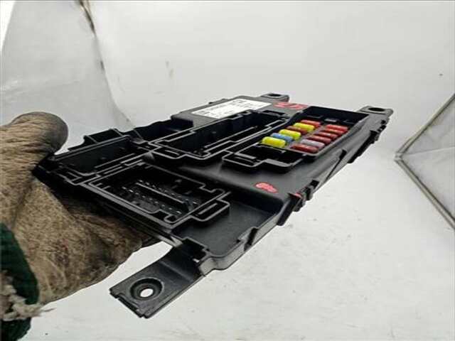 Foto 3ª: Caja Reles Fusibles Opel Corsa 1.2 EDITION [1.2 LTR. - 55 KW 16V CAT (Z 12 XE - LW4)] [A13DTC]