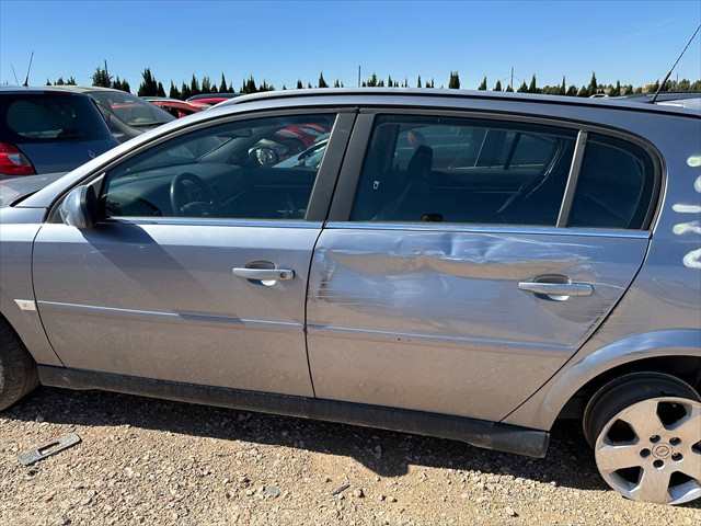 Foto 2ª: Puerta Delantera Izquierda Opel Signum 2.2 DTI [Y22DTR] (2003)