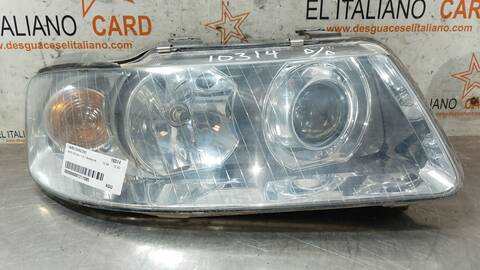 Faro Derecho Audi A3 1.8 T AMBIENTE 150CV 110KW