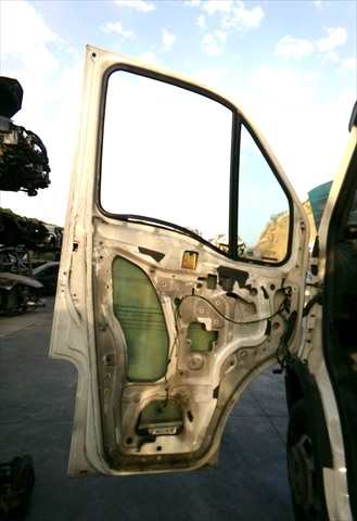 Foto 2ª: Puerta Delantera Izquierda Iveco Daily 2.3 D 1999-2006 [F1AE0481B*A] (2005)