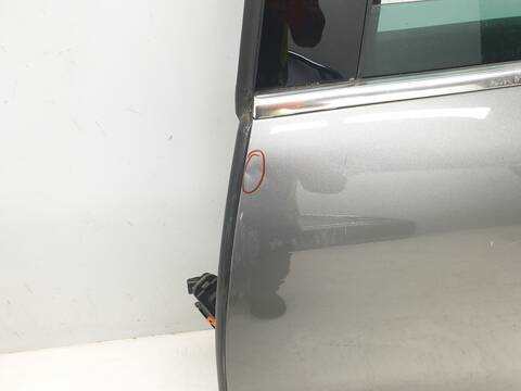 Foto 2ª: Puerta Trasera Izquierda Volkswagen Touareg V6 TDI BLUEMOTION PREMIUM