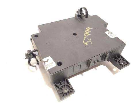 Foto 3ª: Caja Reles Fusibles Citroen C4 1.6 HDI FAP AIRCROSS 114CV 84KW [9HD] (2017)