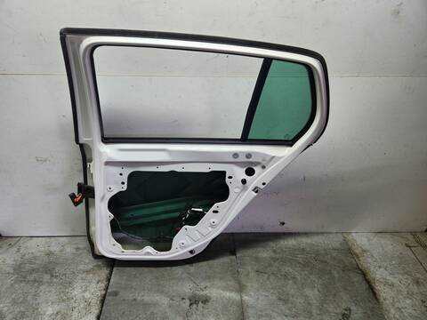 Foto 3ª: Puerta Trasera Derecha Volkswagen Golf 2.0 TDI 140CV 103KW [CFF] (2010)