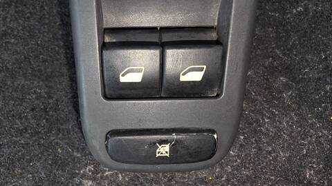 Foto 3ª: Botonera Elevalunas Citroen C5 4HXDW12TED4FAP BERLINA AUT. (2005)