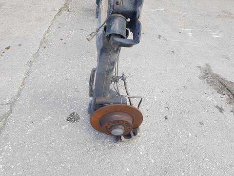 Foto 3ª: Puente Trasero Renault Megane 1.5 DCI KZ1M KZ1W KZ0R) GRANDTOUR 106CV 78KW III GRANDTOUR KZ0/1) [K9K836] (2011)