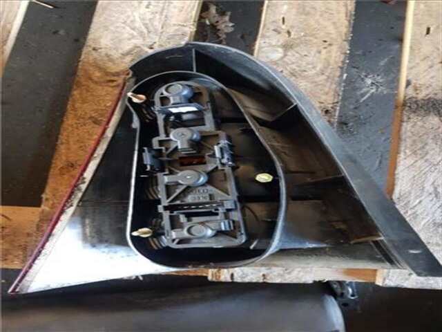 Foto 2ª: Piloto Trasero Derecho Mercedes Clase A 140 1.6 160 (168.033) [1.6 LTR. - 75 KW CAT] [M 166.960]