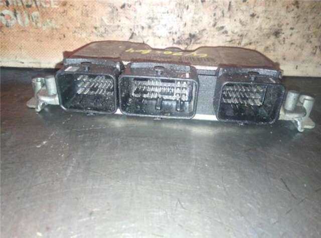 Foto 3ª: Centralita Motor ECU Peugeot 307 1.6 BREAK XR [1.6 LTR. - 80 KW 16V CAT (NFU - TU5JP4)] [NFU (TU5JP4)]