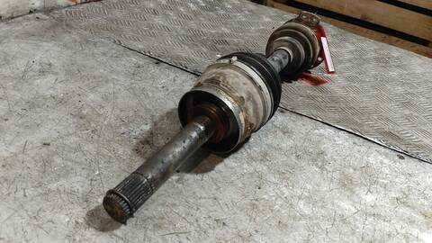 Foto 2ª: Transmision Delantera Derecha Nissan Navara CHALLENGE 4X4 133CV 98KW PICK-UP D22) CABINA DOBLE [YD25DDTI] (2005)