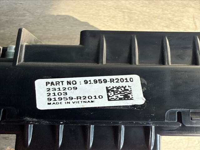 Foto 3ª: Caja Reles Fusibles Kia Sportage 1.6 TGDI158 CV 0CV [G4FP] (2024)