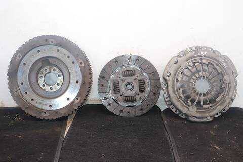 kit Embrague Renault Clio AUTHENTIQUE 86CV 63KW